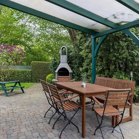 Ferienhaus Rügenbrise Mit Seeblick Direkt Am Wasser Zudar