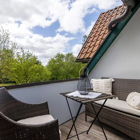 Ferienhaus Rügenbrise Mit Seeblick Direkt Am Wasser