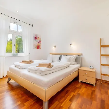 Ferienhaus Rügenbrise Mit Seeblick Direkt Am Wasser *