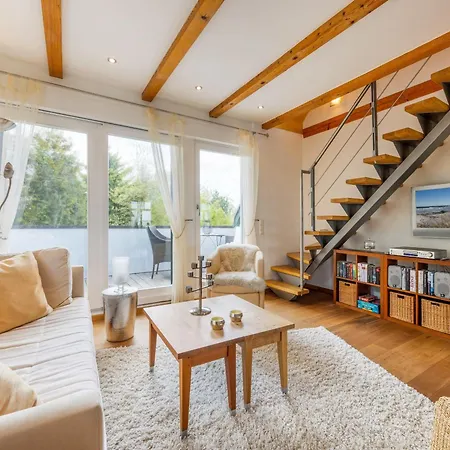 Ferienhaus Rügenbrise Mit Seeblick Direkt Am Wasser Zudar