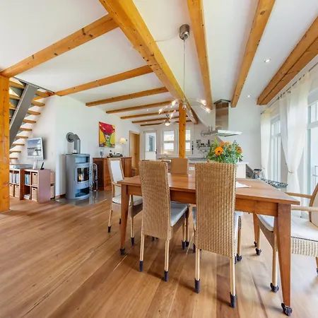 Rügenbrise Mit Seeblick Direkt Am Wasser Ferienhaus *