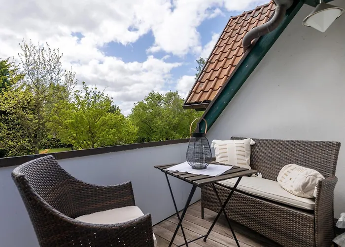 Hébergement de vacances Ferienhaus-ruegenbrise-mit-seeblick-und-5-baedern